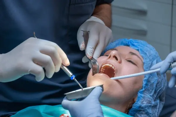 Dental Bone Graft: When Is It Needed and What to Expect During the Procedure