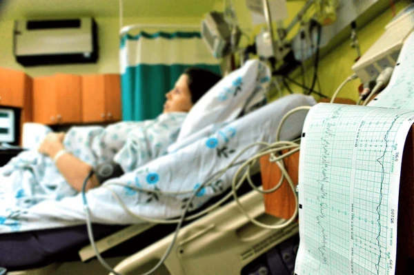 Labor and Delivery Stages: Key Phases & What Happens During Childbirth