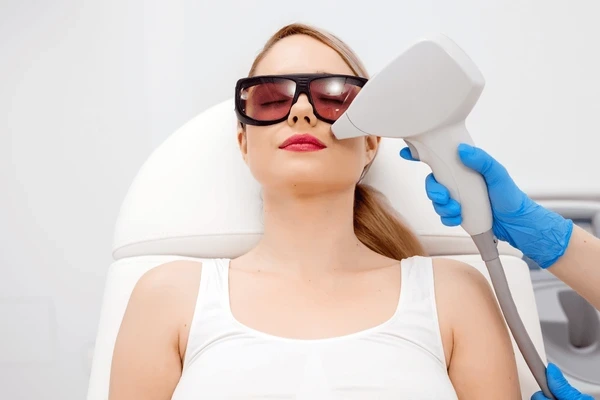 Laser Hair Removal: How It Works, Benefits, Side Effects, and What to Expect